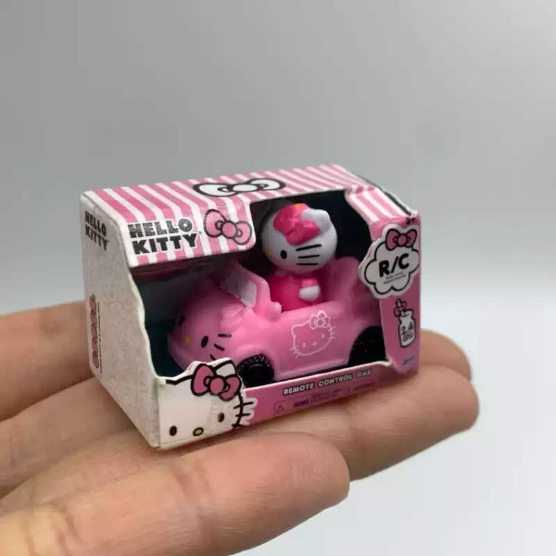 Drone Or Rc Car - تمثال كرتوني مرحبا كيتي سيارة RC